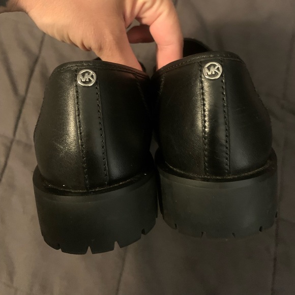 Michael Kors womens dress shoes 8.5 NWOT - Picture 2 of 9